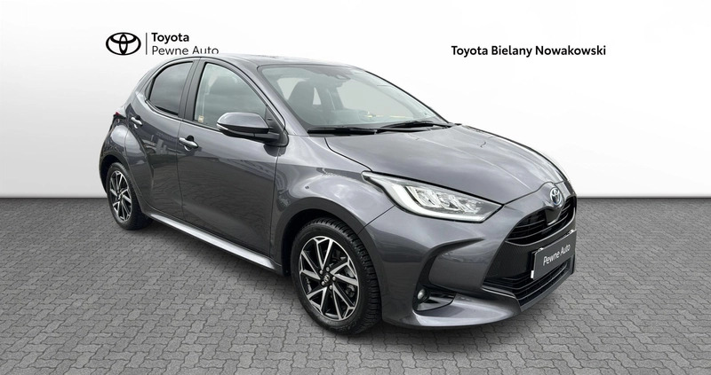 Toyota Yaris cena 91900 przebieg: 16739, rok produkcji 2022 z Chełmno małe 191